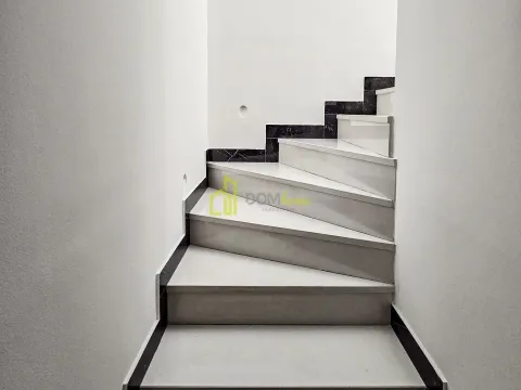 Rent, office space, 97m², City Kvart, Podgorica - image 4