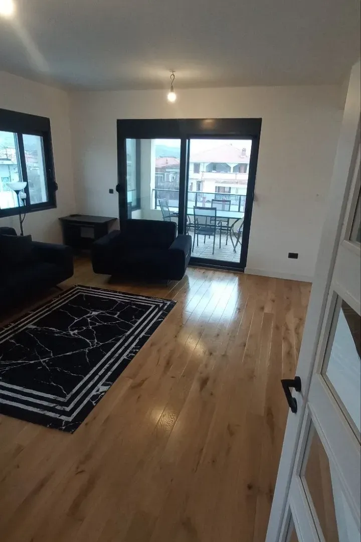 Sale, house, 270m², Gornja Gorica, Podgorica
