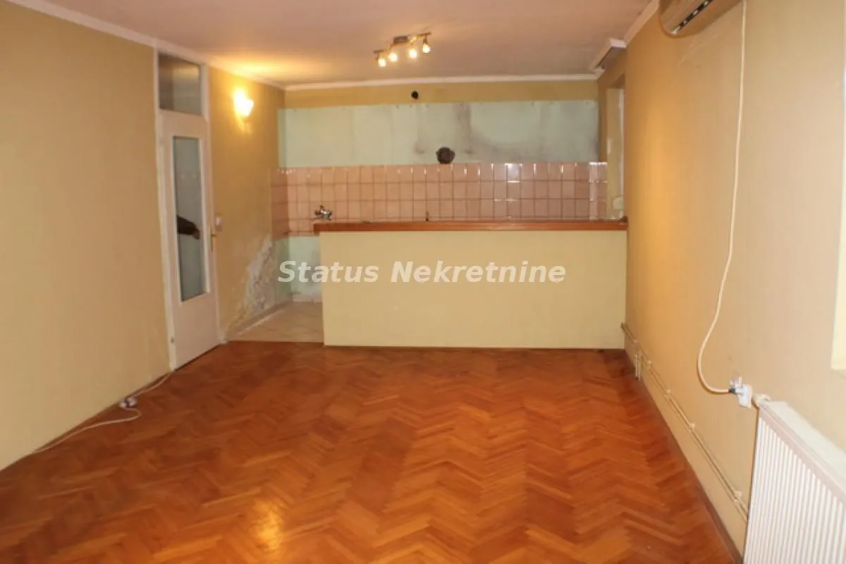 Prodaja, kuća, 225m², Veternik, Novi Sad Sve Podlokacije