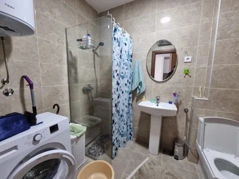 Izdavanje, jednosoban stan, 50m², Budva, Crna Gora - image 10