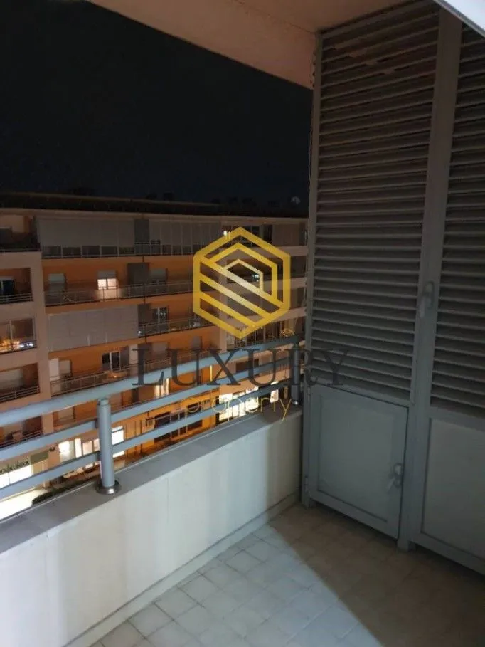 Izdavanje, garsonjera, 31m², City Kvart, Podgorica