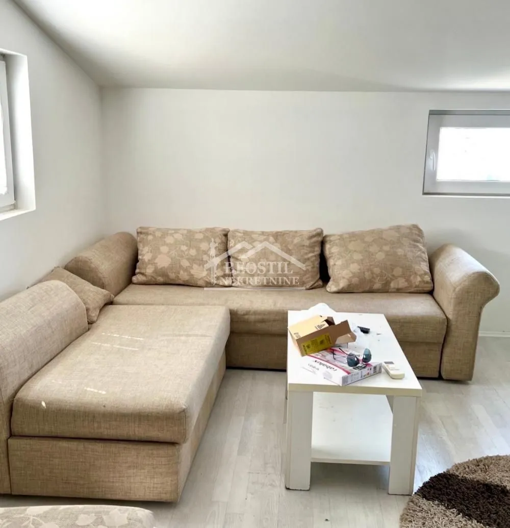 Prodaja, trosoban stan, 74m², Vidikovački venac, Rakovica