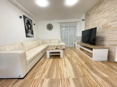 Sale, house, 170m², Zagorič, Podgorica - image 6