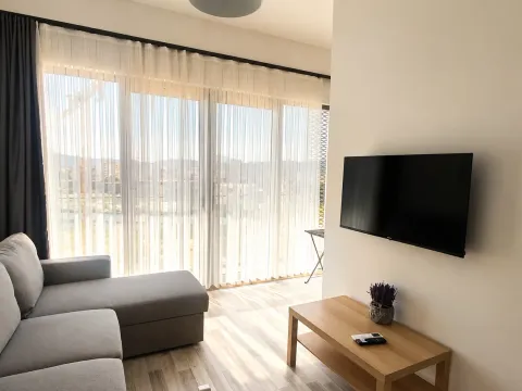 Rent, studio apartment, 36m², Centar, Bar - image 2