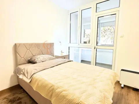 Rent, three bedroom apartment, 103m², Podgorica, Crna Gora - image 12