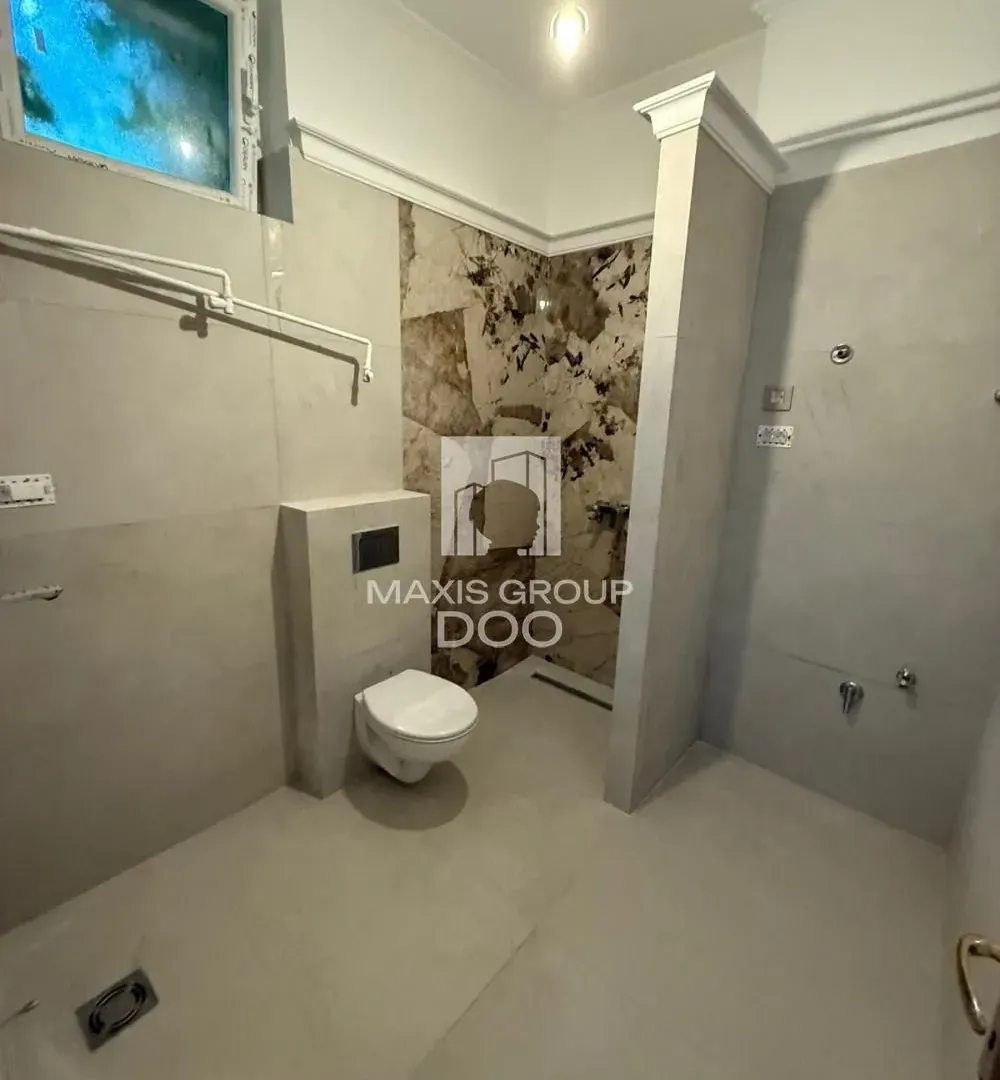 Izdavanje, četvorosoban stan, 85m², Vračar Centar, Vračar Sve Podlokacije