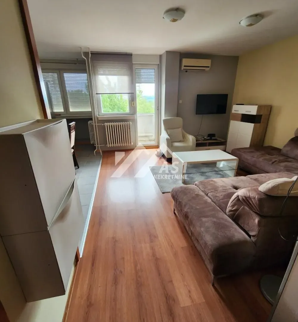 Izdavanje, trosoban stan, 70m², Liman 2, Novi Sad Sve Podlokacije