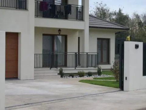 Sale, house, 212m², Tološi, Podgorica - image 3