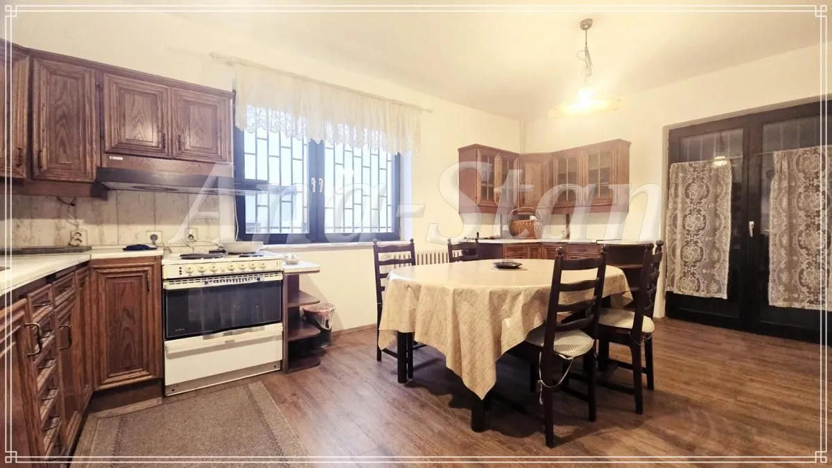 Rent, house, 147m², Autokomanda, Voždovac Sve Podlokacije