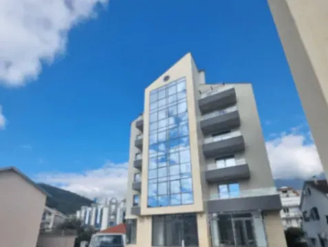 Rent, apartment, 45m², Centar, Budva - image 2