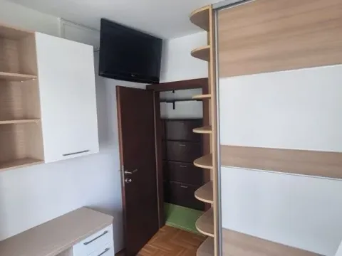 Izdavanje, dvosoban stan, 74m², Nova Dalmatinska, Podgorica - image 5