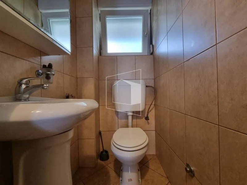 Rent, office space, 65m², Stari Aerodrom, Podgorica