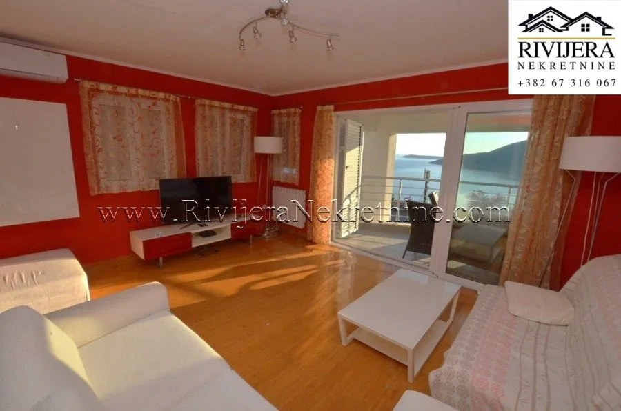 Prodaja, dvosoban stan, 81m², Centar, Herceg Novi