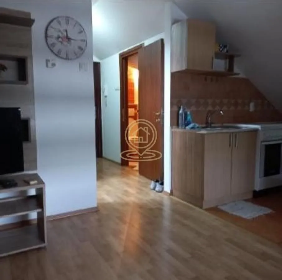 Izdavanje, jednosoban stan, 40m², Grbavica, Novi Sad Sve Podlokacije