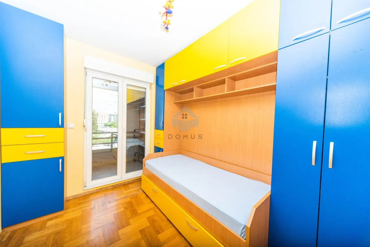 Izdavanje, jednosoban stan, 37m², Stari Aerodrom, Podgorica
