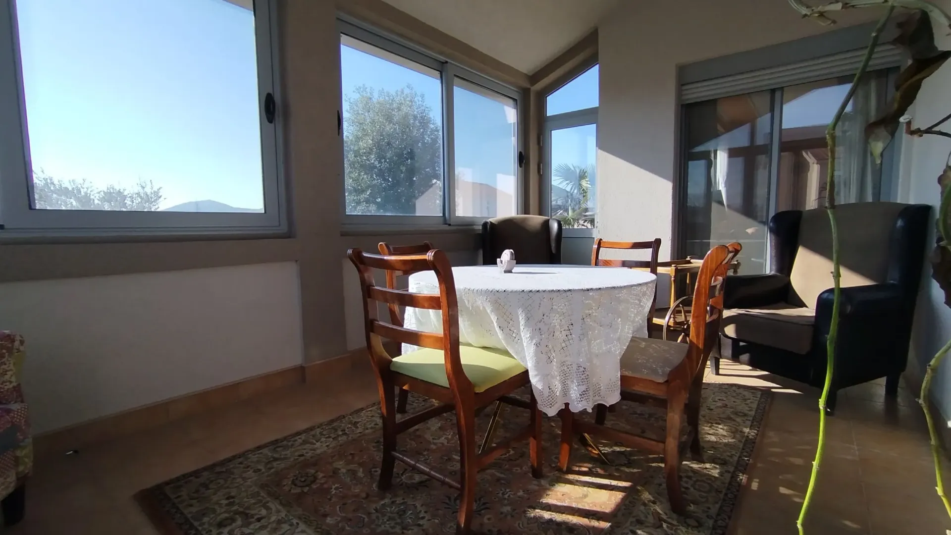 Rent, house, 375m², Donja Gorica, Podgorica