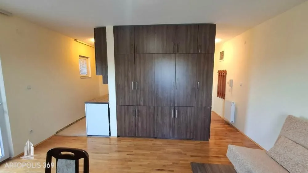 Rent, one bedroom apartment, 30m², Petlovo Brdo, Beograd