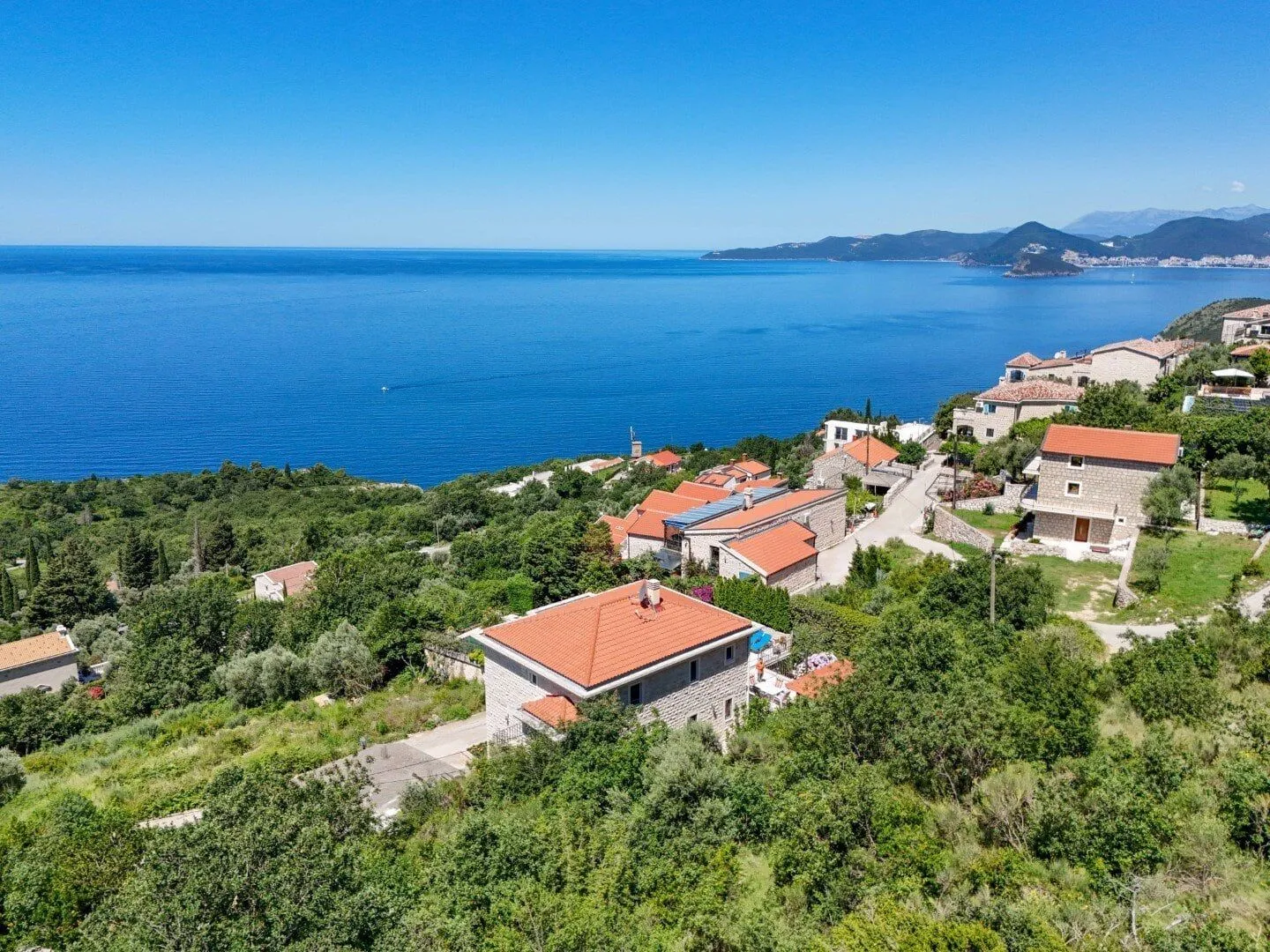 Sale, house, 317m², Reževići, Budva