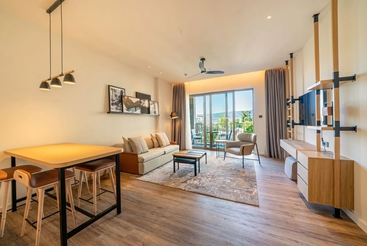 Prodaja, jednosoban stan, 63m², Centar, Tivat