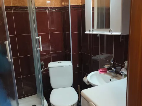 Izdavanje, jednosoban stan, 38m², Baošići, Herceg Novi - image 7