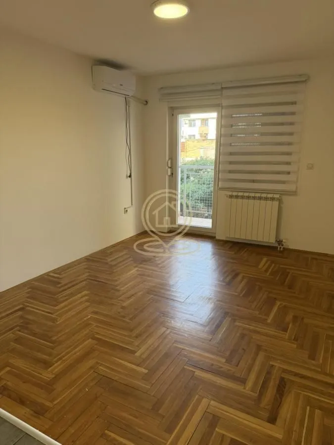 Rent, studio apartment, 25m², Grbavica, Novi Sad Sve Podlokacije