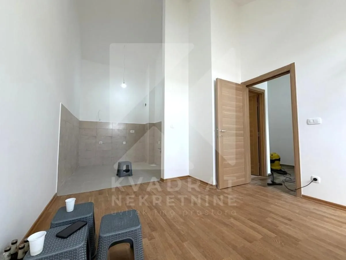 Prodaja, jednosoban stan, 53m², Stari Aerodrom, Podgorica