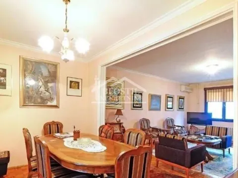 Stan in Vračar Hram