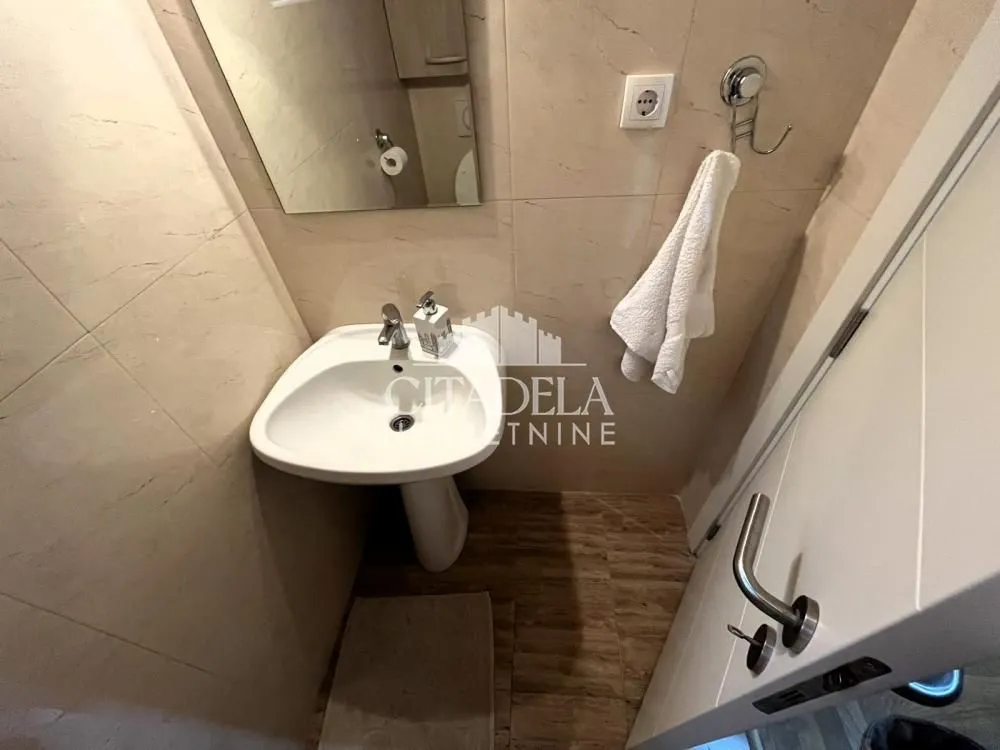 Sale, two bedroom apartment, 64m², Kluz, Zvezdara Sve Podlokacije