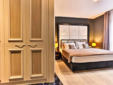 Rent, two bedroom apartment, 81m², Rafailovići, Budva - image 3