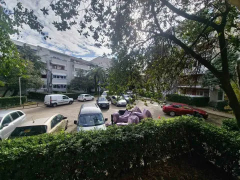 Rent, one bedroom apartment, 45m², Budva, Crna Gora - image 6