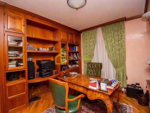 Sale, house, 750m², Pod Goricom, Podgorica - image 3