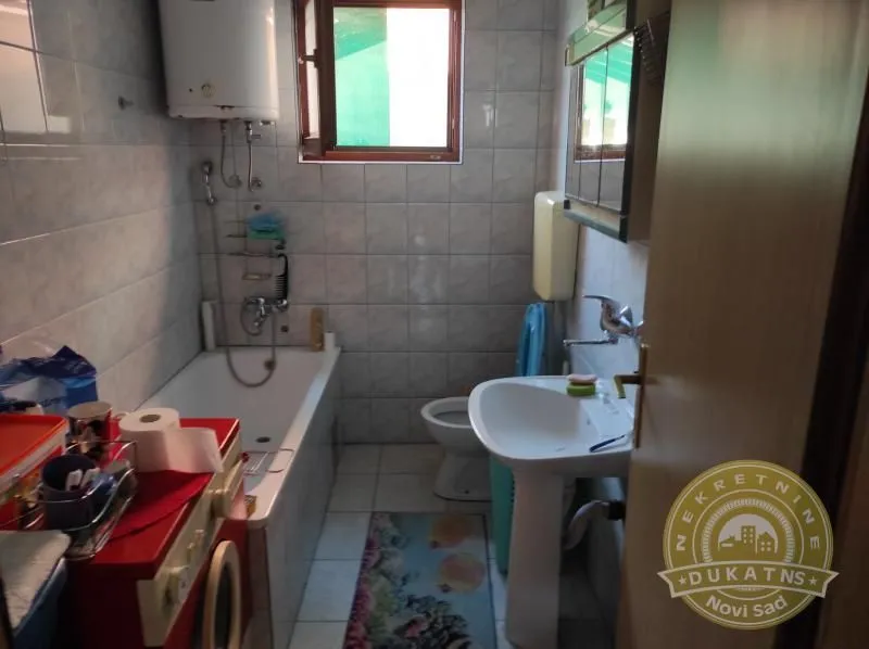 Prodaja, kuća, 152m², Futog, Novi Sad Sve Podlokacije