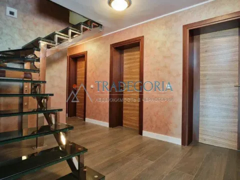 Prodaja, trosoban stan, 350m², Rafailovići, Budva - image 31