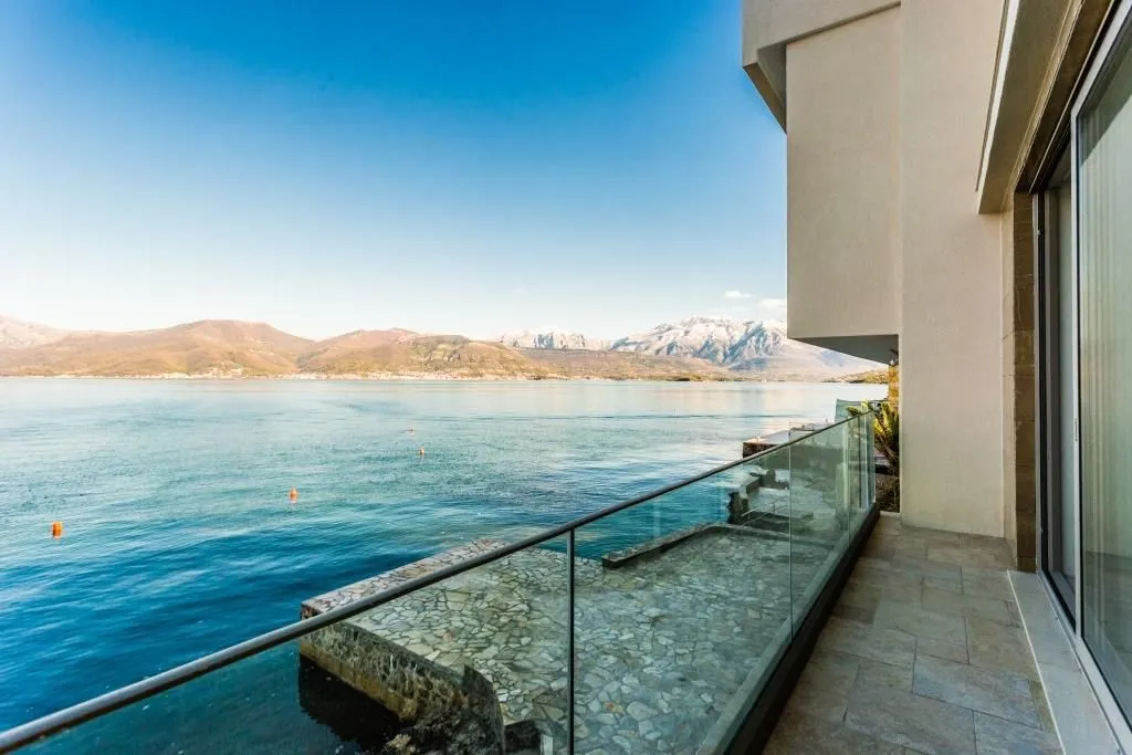 Prodaja, kuća, 240m², Krašići, Tivat