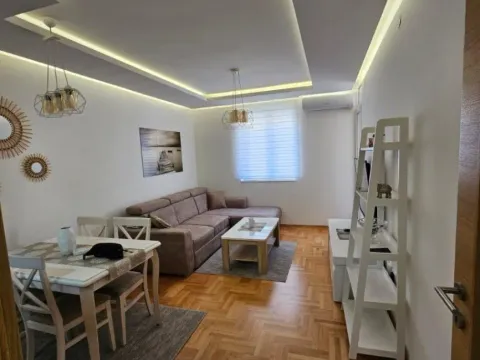 Rent, three bedroom apartment, 80m², Budva, Crna Gora