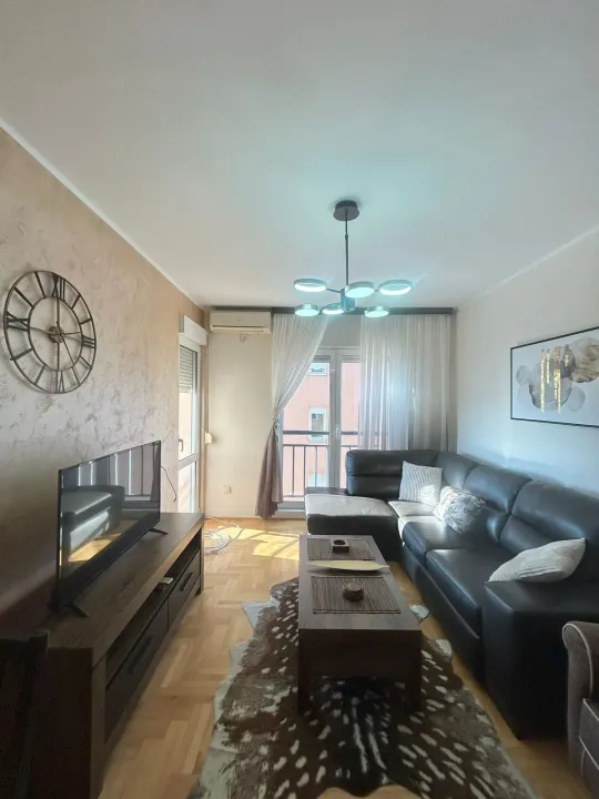 Rent, one bedroom apartment, 37m², Stari Aerodrom, Podgorica