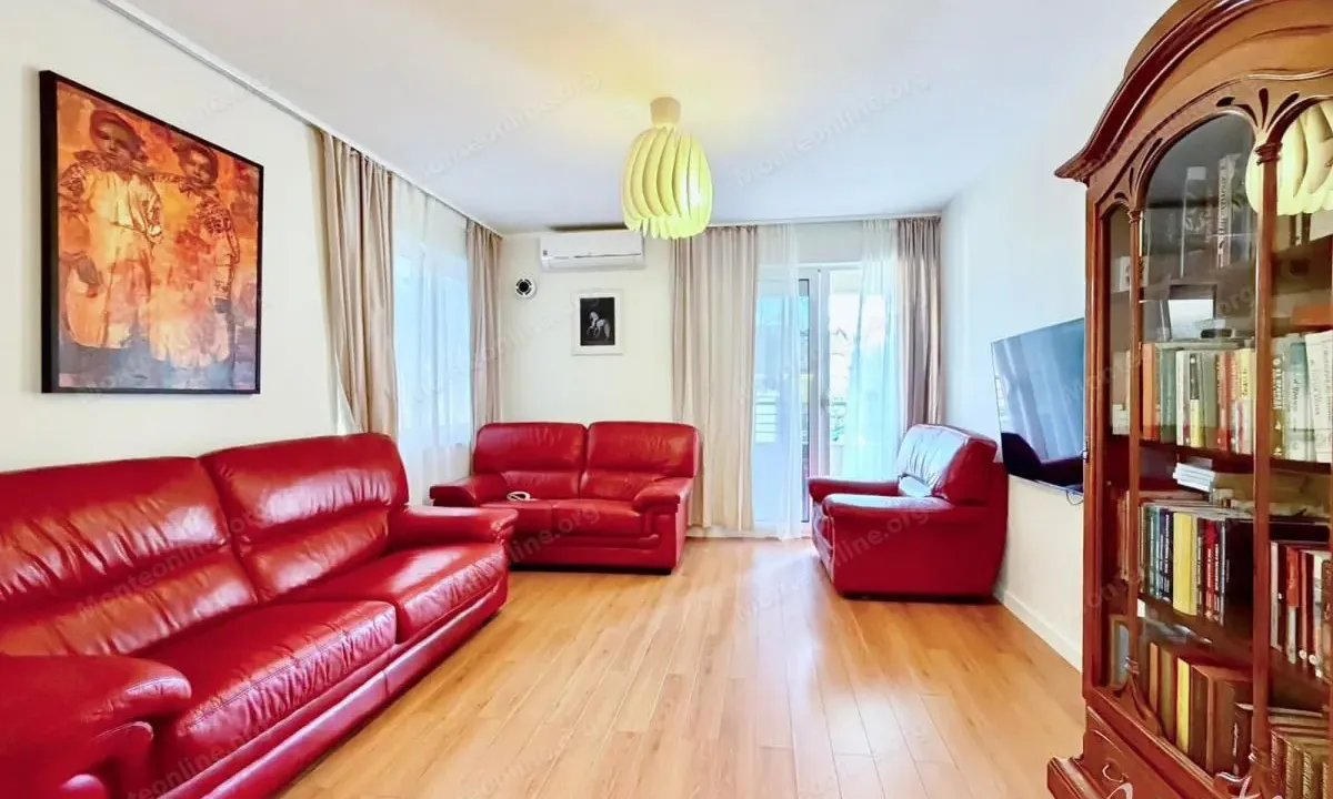 Prodaja, trosoban stan, 121m², Petrovac, Budva