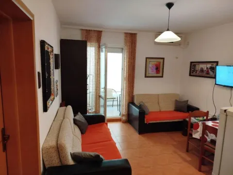 Sale, one bedroom apartment, 44m², Petrovac, Budva - image 4
