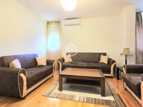 Izdavanje, jednosoban stan, 59m², Blok 5, Podgorica - image 3