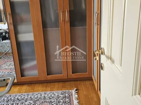 Izdavanje, stan, 191m², Stari Grad, Beograd - image 19