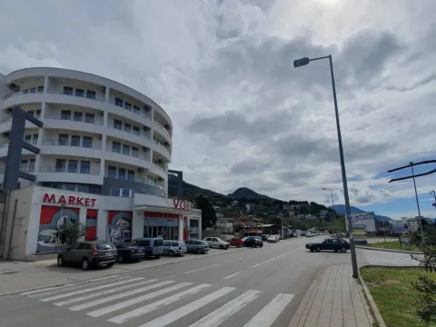 Sale, two bedroom apartment, 63m², Sutomore, Bar - image 8