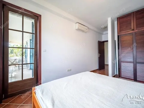 Sale, two bedroom apartment, 94m², Kostanjica, Kotor - image 25