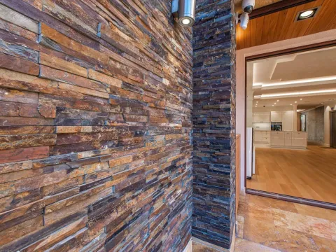 Prodaja, jednosoban stan, 115m², Centar, Budva - image 21