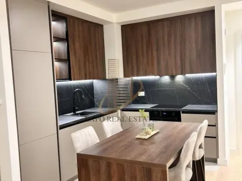 Izdavanje, dvosoban stan, 56m², Savski Venac, Beograd - image 2