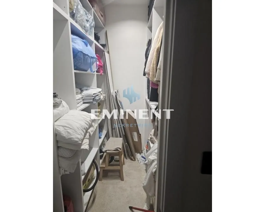 Rent, two bedroom apartment, 60m², Gundulićev Venac, Beograd