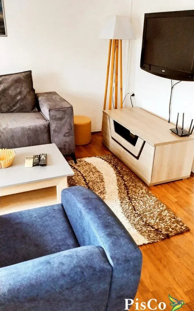 Izdavanje, dvosoban stan, 70m², Gornja Gorica, Podgorica