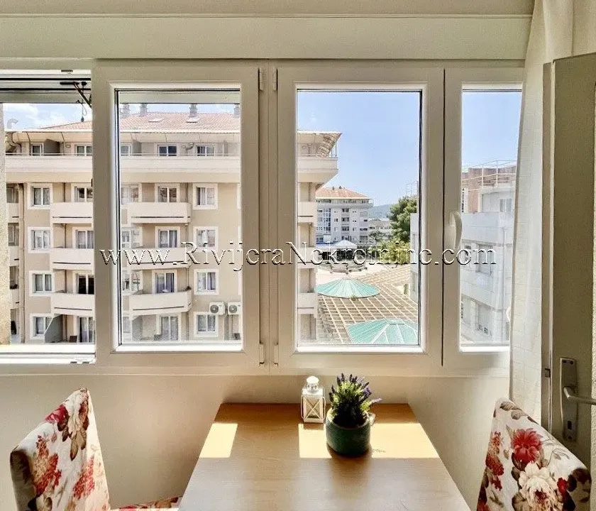 Sale, one bedroom apartment, 38m², Centar, Tivat
