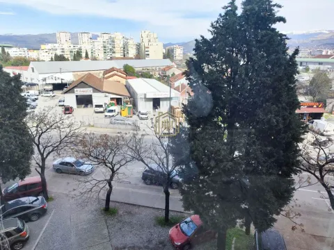 Prodaja, trosoban stan, 96m², Tuški Put, Podgorica - image 19