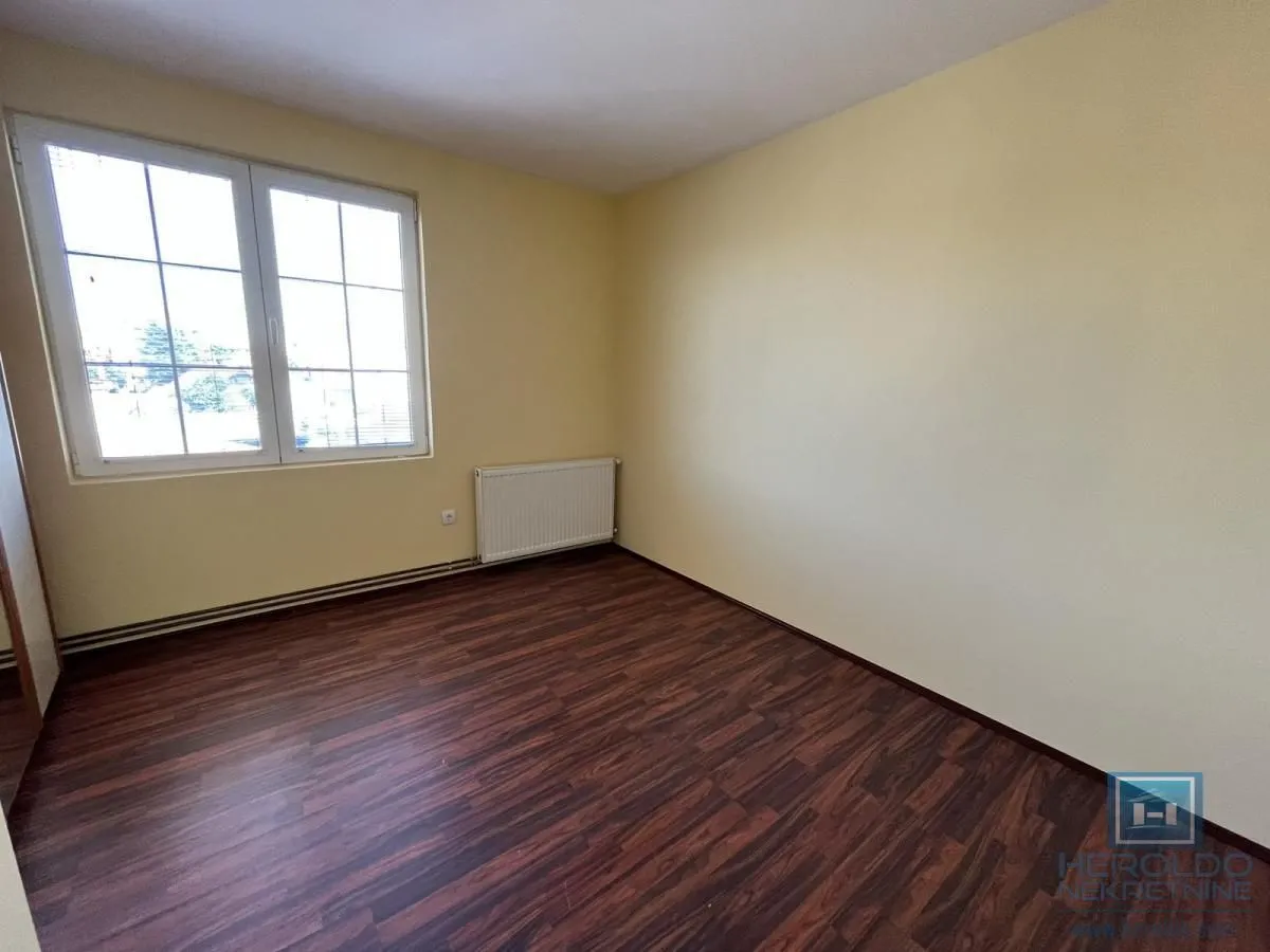 Prodaja, kuća, 400m², Centar, Jagodina