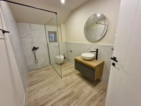 Prodaja, dvosoban stan, 90m², Dumidran, Tivat - image 6